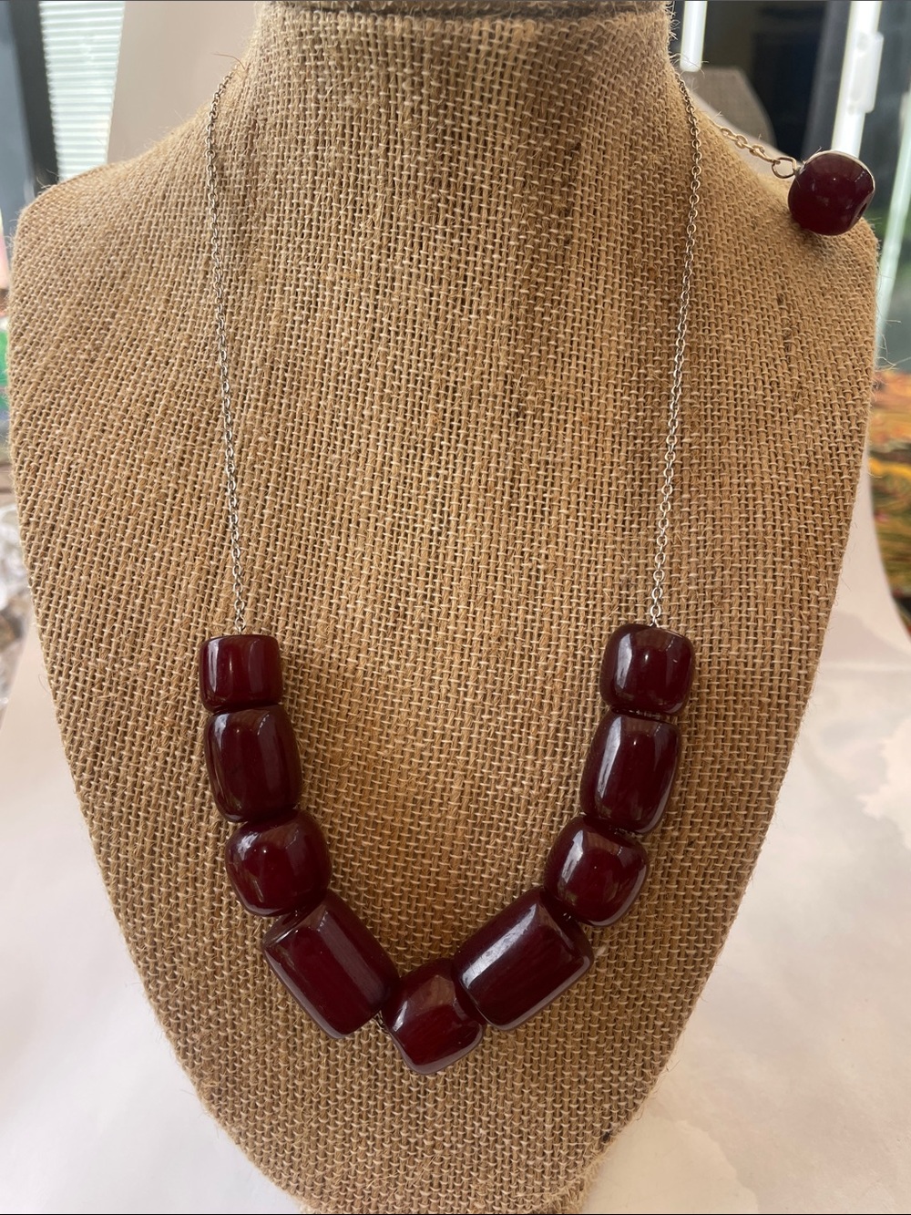 Women’s Bakelite Burgundy Bead Statement Necklace